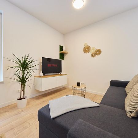 Homeme 1 I Zentral I Netflix I Kueche I Parkplatz I Kliniknah Bad Oeynhausen Bagian luar foto